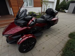 2023 BRP Can-Am Spyder, красный, 1999000 рублей, вид 2