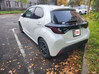 2020 Toyota Yaris IV, белый, 1170000 рублей, вид 5