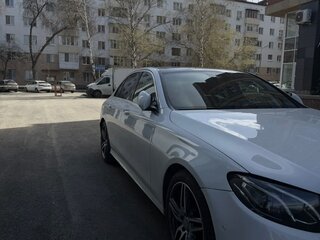 2016 Mercedes-Benz E-Класс 200 V (W213, S213, C238), белый, 2600000 рублей, вид 3