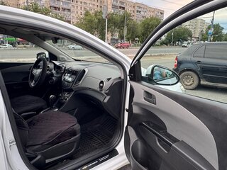 2012 Chevrolet Aveo II, белый, 500000 рублей, вид 5