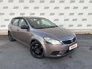 2012 Kia Ceed I Рестайлинг, бежевый, 590000 рублей, вид 3