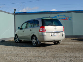 2010 Opel Zafira B Рестайлинг, бежевый, 631000 рублей, вид 2