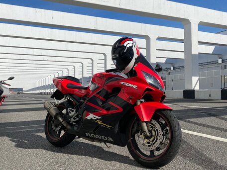 2002 Honda CBR 600F, красный, 400000 рублей, вид 2