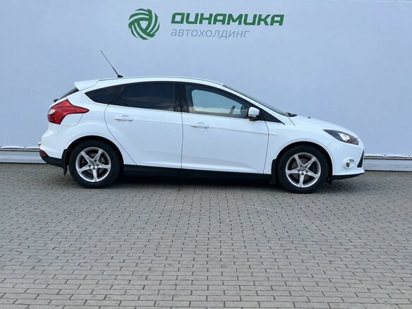 2012 Ford Focus III, белый, 770000 рублей - вид 3
