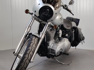 2009 Harley-Davidson Dyna Super Glide, серый, 739000 рублей, вид 3