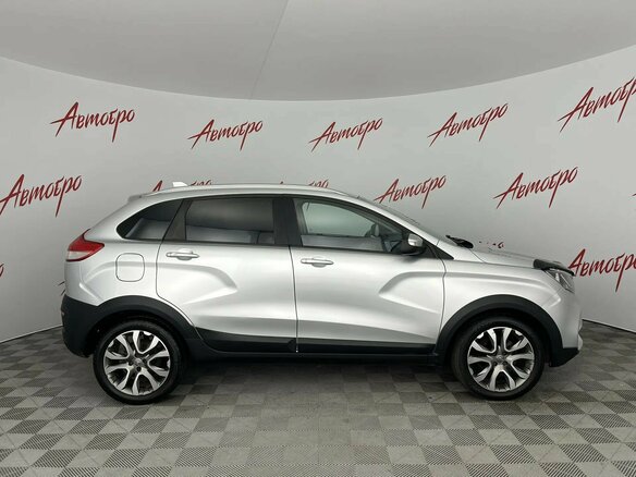 2019 Lada (ВАЗ) XRAY Cross I, серебристый, 920000 рублей - вид 5