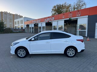 2021 Hyundai Solaris II Рестайлинг, белый, 1380000 рублей, вид 4