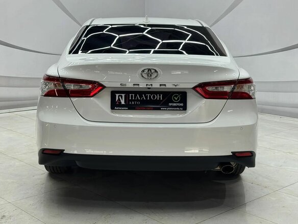 2020 Toyota Camry VIII (XV70), белый, 2495000 рублей - вид 5