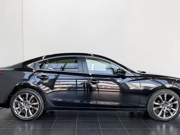 2018 Mazda 6 III (GJ) Рестайлинг, чёрный, 1899000 рублей - вид 3