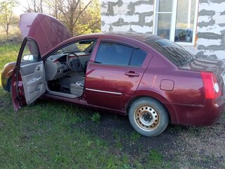 2009 Vortex Estina I, красный, 220000 рублей, вид 5