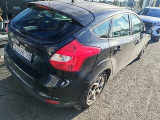 2011 Ford Focus III, чёрный, 649000 рублей, вид 3