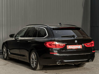 2018 BMW 5 серии 520d VII (G30/G31/G38), чёрный, 2700000 рублей, вид 4
