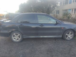 2001 Mitsubishi Lancer Cedia IX, чёрный, 100000 рублей, вид 3
