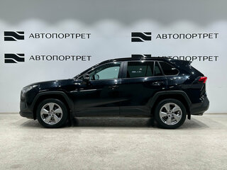 2021 Toyota RAV4 V (XA50), чёрный, 2799000 рублей, вид 2