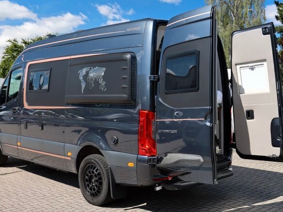 2023 Mercedes-Benz Sprinter, серебристый, 9800000 рублей - вид 9