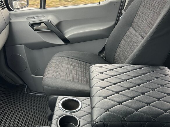 2014 Mercedes-Benz Sprinter, серебристый, 3100000 рублей - вид 10