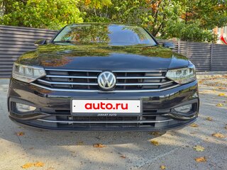 2019 Volkswagen Passat B8 Рестайлинг, чёрный, 1623006 рублей, вид 2
