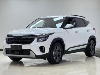 2023 Kia Seltos I Рестайлинг, белый, 1470000 рублей, вид 3