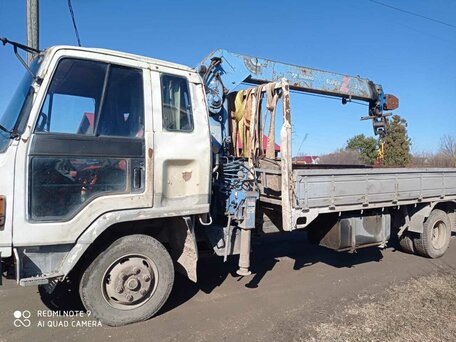 1989 Isuzu Forward (F-Series), белый, 1900000 рублей, вид 1
