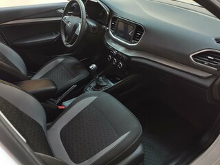 2024 Lada (ВАЗ) Vesta I Рестайлинг (NG), белый, 1500000 рублей, вид 5