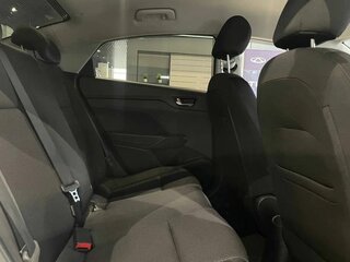 2018 Hyundai Solaris II, белый, 1390000 рублей, вид 5
