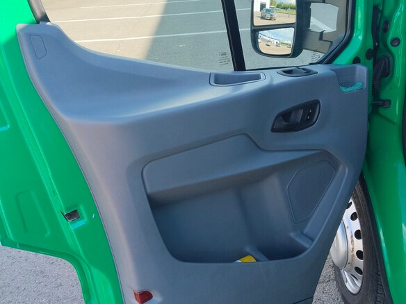 2019 Ford Transit, зелёный, 2730000 рублей - вид 4