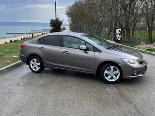 2012 Honda Civic IX, коричневый, 1250000 рублей, вид 4