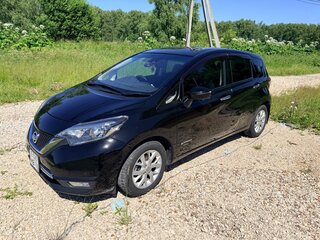 2018 Nissan Note e-Power II Рестайлинг, чёрный, 1250000 рублей, вид 3