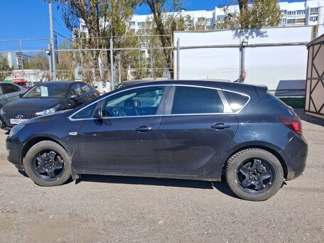 2012 Opel Astra J, чёрный, 563039 рублей, вид 1