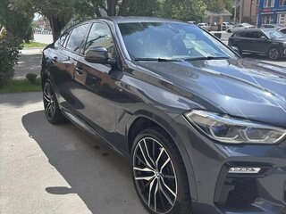 2020 BMW X6 M50d III (G06), серый, 7450000 рублей, вид 3