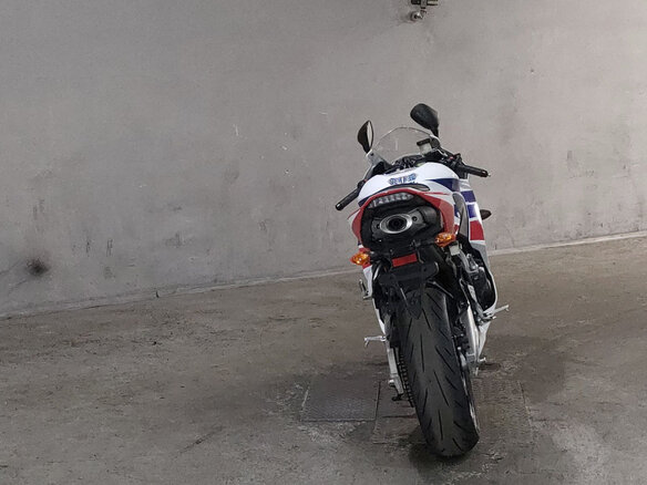 2014 Honda CBR 600RR, белый - вид 2