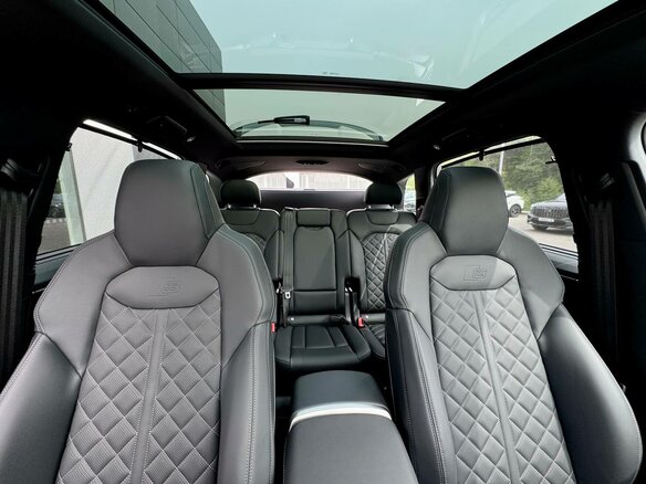 2025 Audi Q7 45 TFSI II (4M) Рестайлинг 2, белый, 11990000 рублей - вид 38