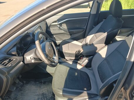 2019 Lada (ВАЗ) Vesta I, коричневый, 633000 рублей, вид 3