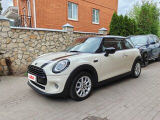 2020 Mini Hatch Cooper III (F55/F56) Рестайлинг, бежевый, 2350000 рублей, вид 1