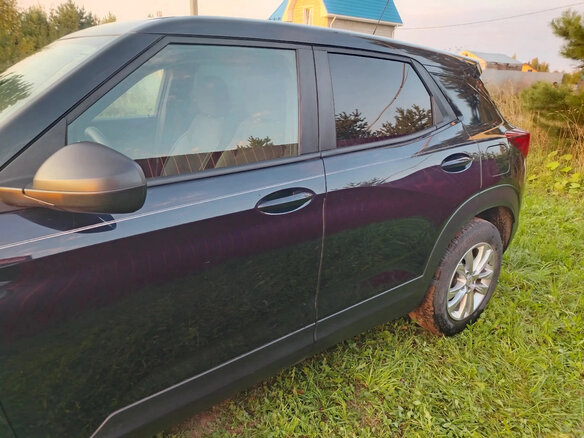2021 Chevrolet TrailBlazer III, чёрный - вид 4