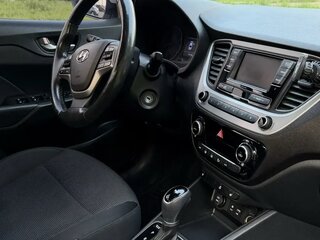 2017 Hyundai Solaris II, серый, 1280000 рублей, вид 5