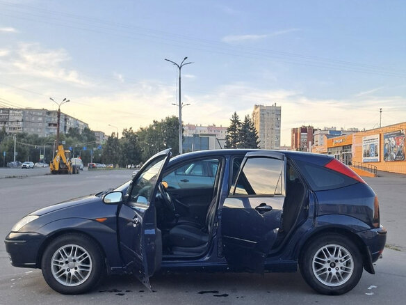 2005 Ford Focus I Рестайлинг, синий, 280000 рублей - вид 6