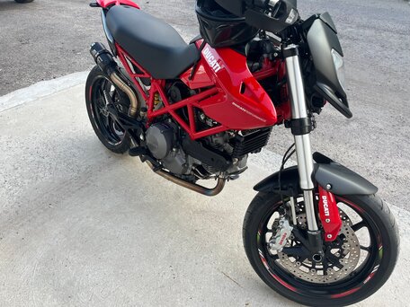 2012 Ducati Hypermotard, красный, 290000 рублей, вид 2