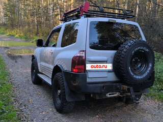 2004 Mitsubishi Pajero III Рестайлинг, бежевый, 1200000 рублей, вид 5