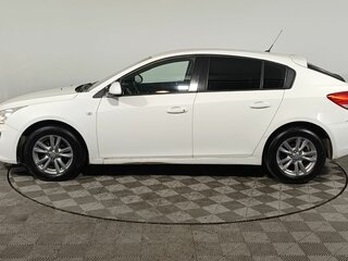 2013 Chevrolet Cruze I Рестайлинг, белый, 620000 рублей, вид 4