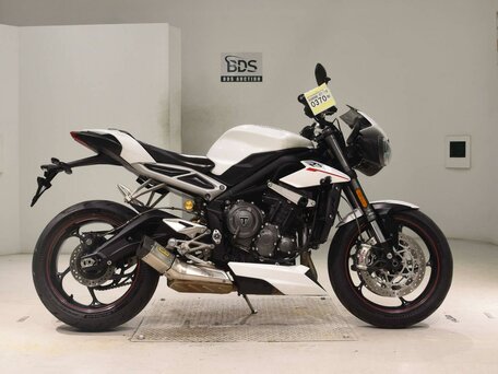 2019 Triumph Street Triple, белый, 675000 рублей, вид 2