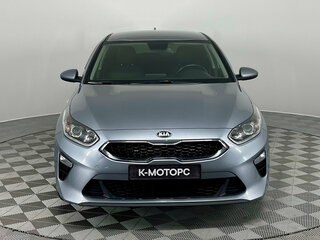 2018 Kia Ceed III, серебристый, 1630000 рублей, вид 3