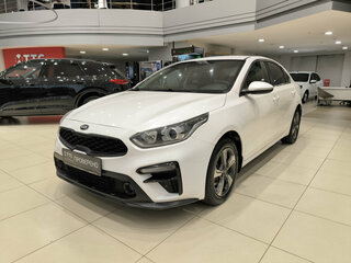 2020 Kia Cerato III Рестайлинг (Classic), белый, 1550000 рублей, вид 1