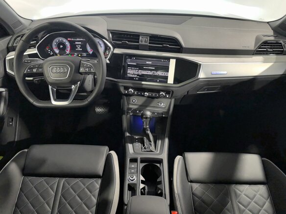 2026 Audi Q3 TFSI III (FJ), серый, 4200000 рублей - вид 11
