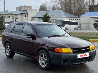 2002 Nissan AD II, красный, 175000 рублей, вид 2