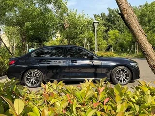 2022 BMW 3 серии Long 320Li VII (G2x), чёрный, 2790000 рублей, вид 4