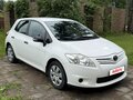 2011 Toyota Auris I Рестайлинг, белый, 870000 рублей - вид 2