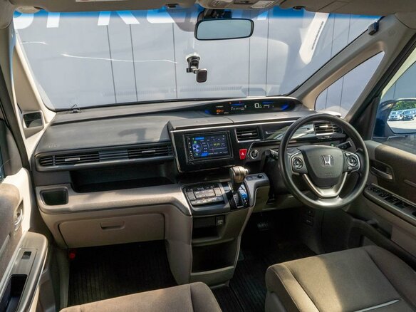2015 Honda Stepwgn V, чёрный - вид 14