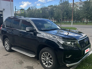2017 Toyota Land Cruiser Prado 150 Series Рестайлинг 2, чёрный, 4600000 рублей, вид 2