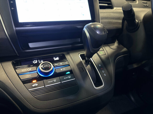 2018 Honda Freed II, серый - вид 20